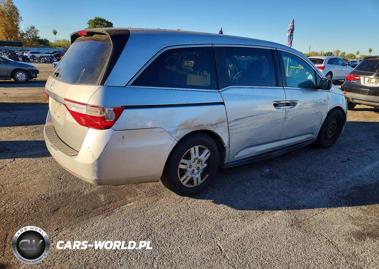 2012 Honda Odyssey Lx VIN:5FNRL5H2XCB019856 - 3