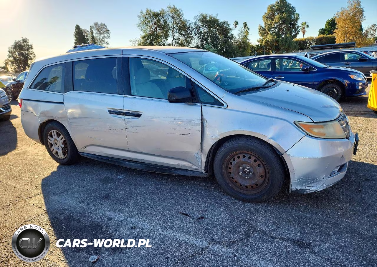 2012 Honda Odyssey Lx VIN:5FNRL5H2XCB019856 - 4
