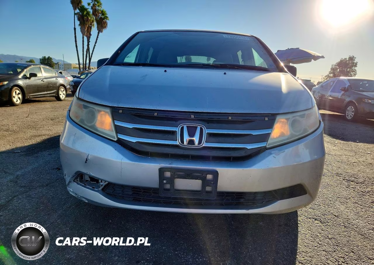2012 Honda Odyssey Lx VIN:5FNRL5H2XCB019856 - 5