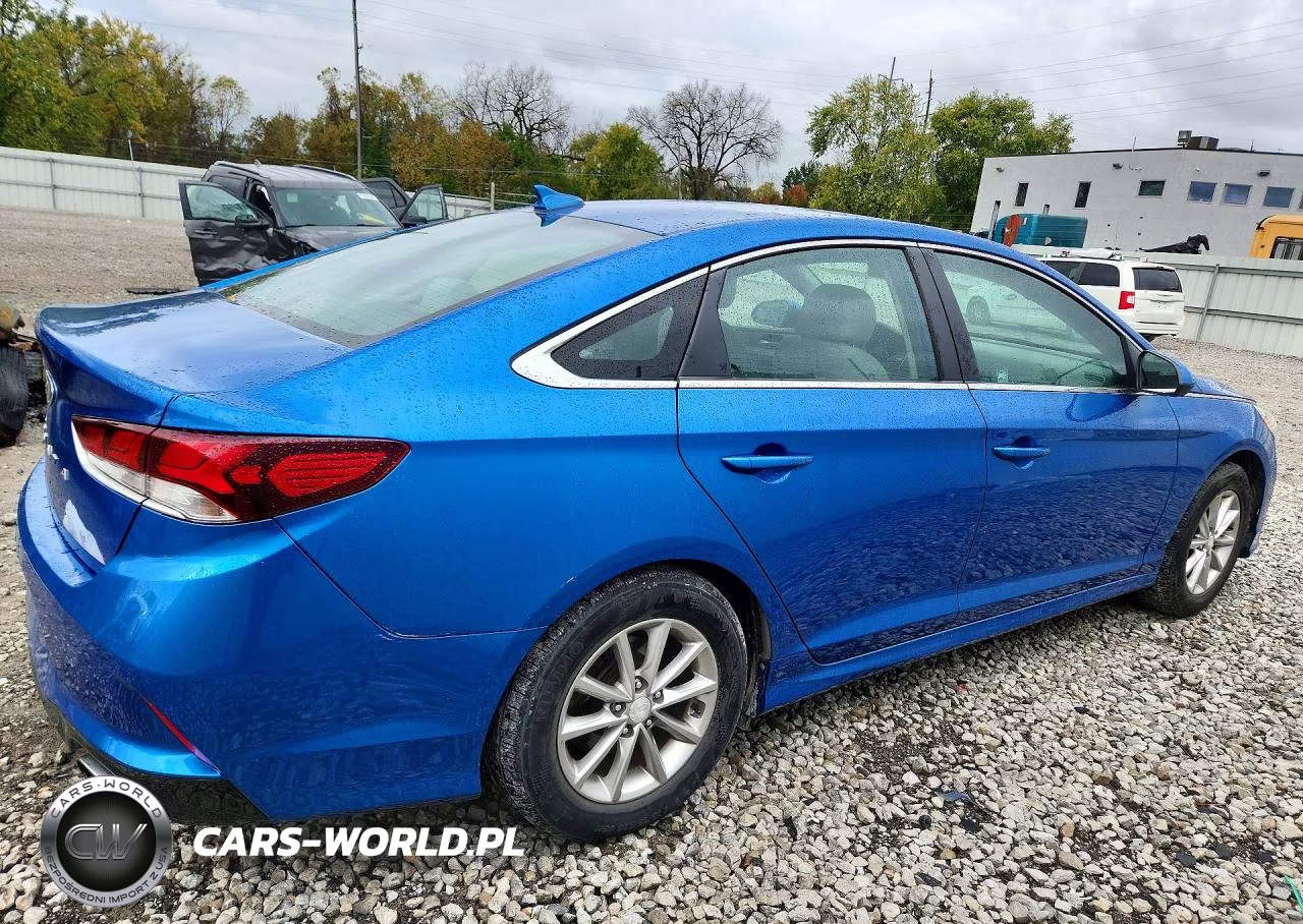 2018 Hyundai Sonata Se VIN:5NPE24AF4JH692911 - 3