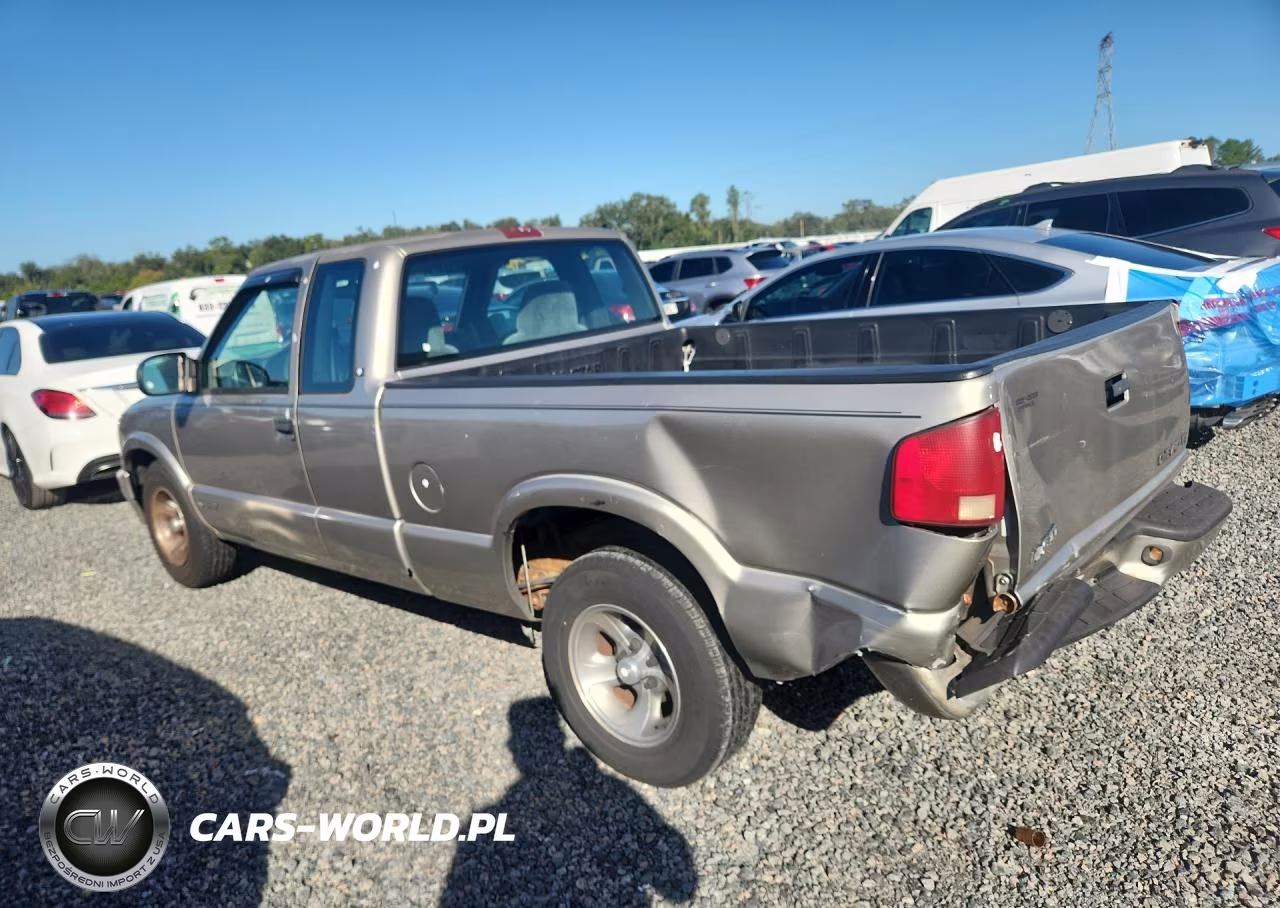 2000 Chevrolet S Truck S10 VIN:1GCCS1956YK272662 - 2
