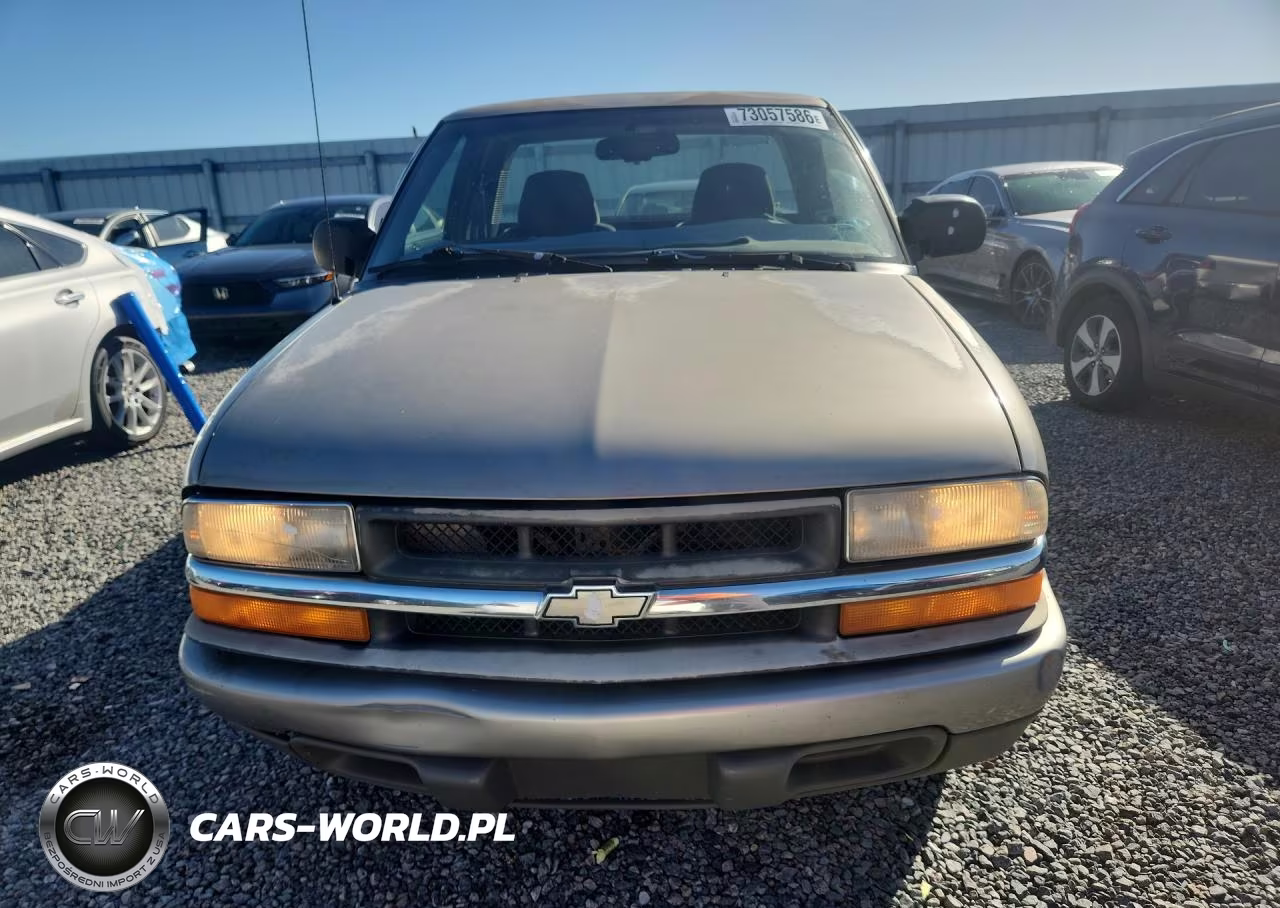 2000 Chevrolet S Truck S10 VIN:1GCCS1956YK272662 - 5