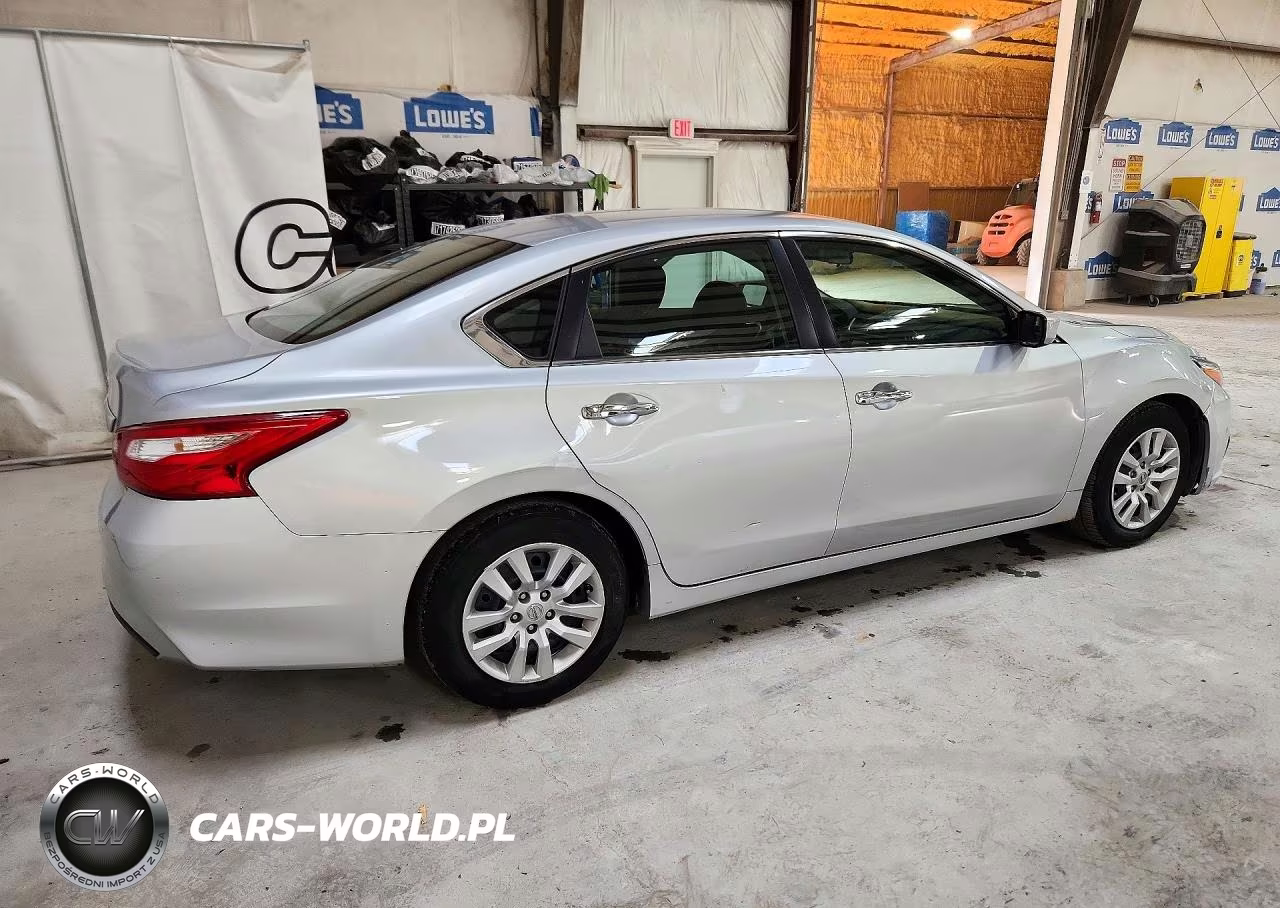 2016 Nissan Altima 2.5 S VIN:1N4AL3AP4GC260649 - 3