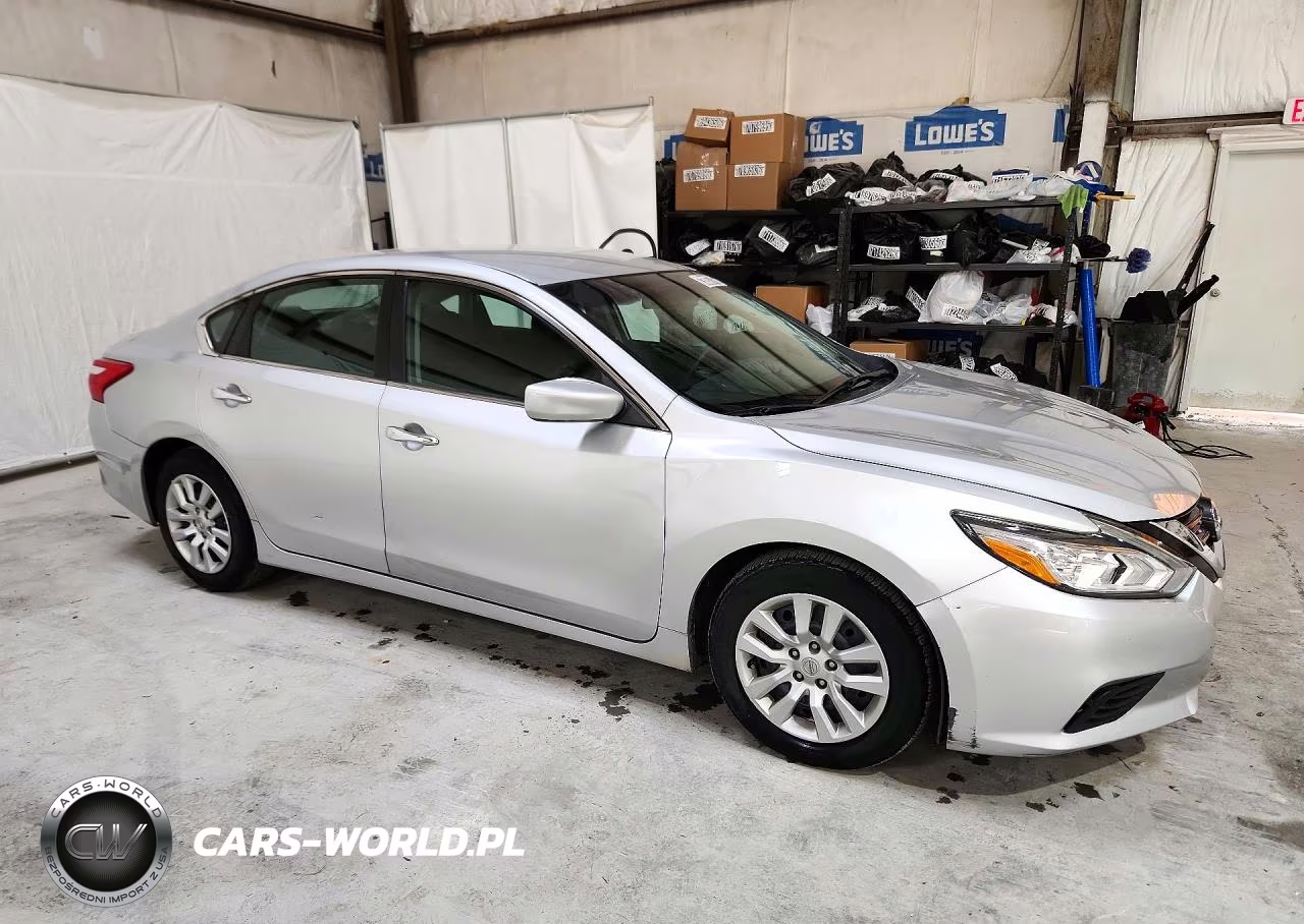 2016 Nissan Altima 2.5 S VIN:1N4AL3AP4GC260649 - 4