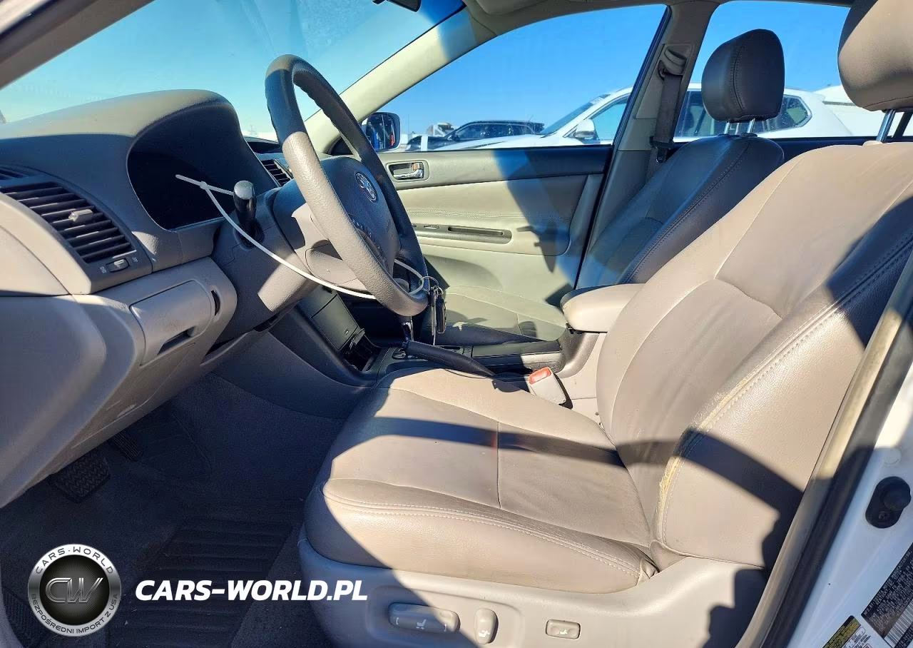 2005 Toyota Camry Le VIN:4T1BE32K95U427263 - 7