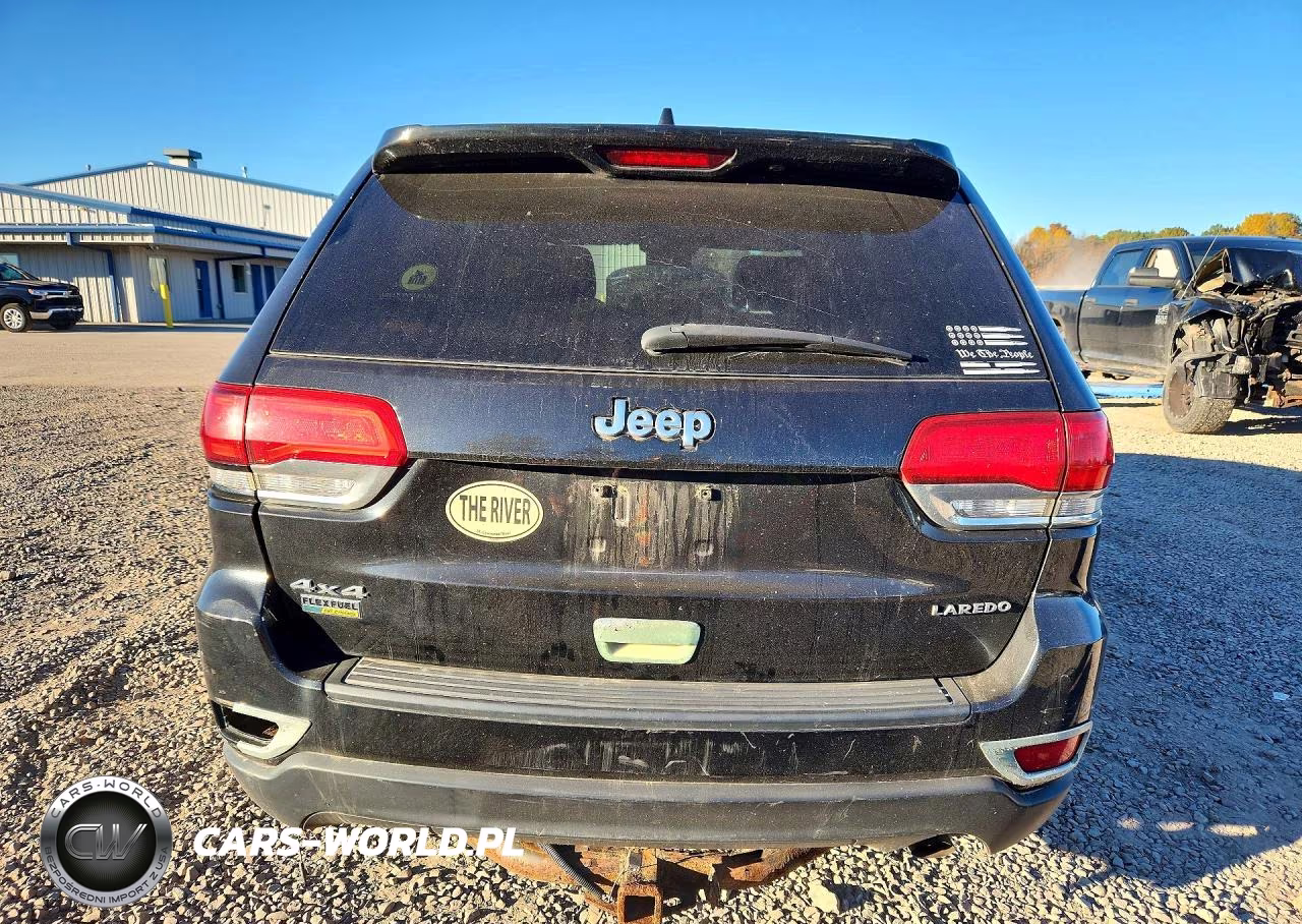 2015 Jeep Grand Cherokee Laredo VIN:1C4RJFAG1FC939846 - 6