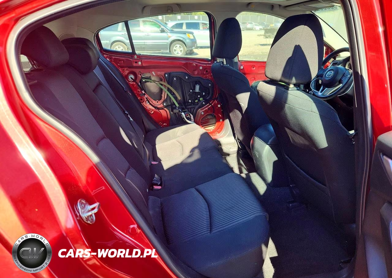 2015 Mazda 3 Touring VIN:JM1BM1L7XF1271176 - 10