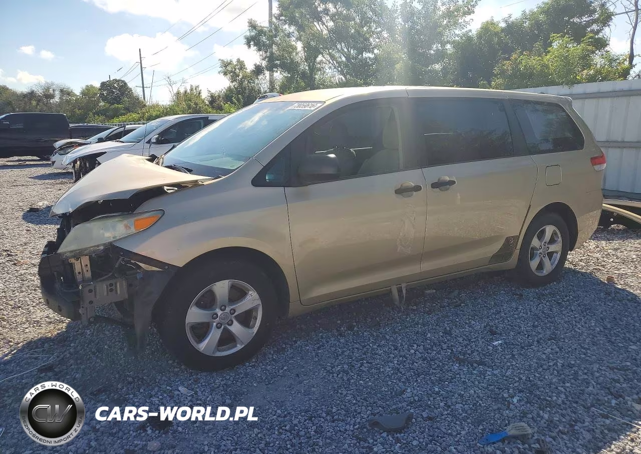 2011 Toyota Sienna Base 7-Passenger – zdjęcie 1 z 14