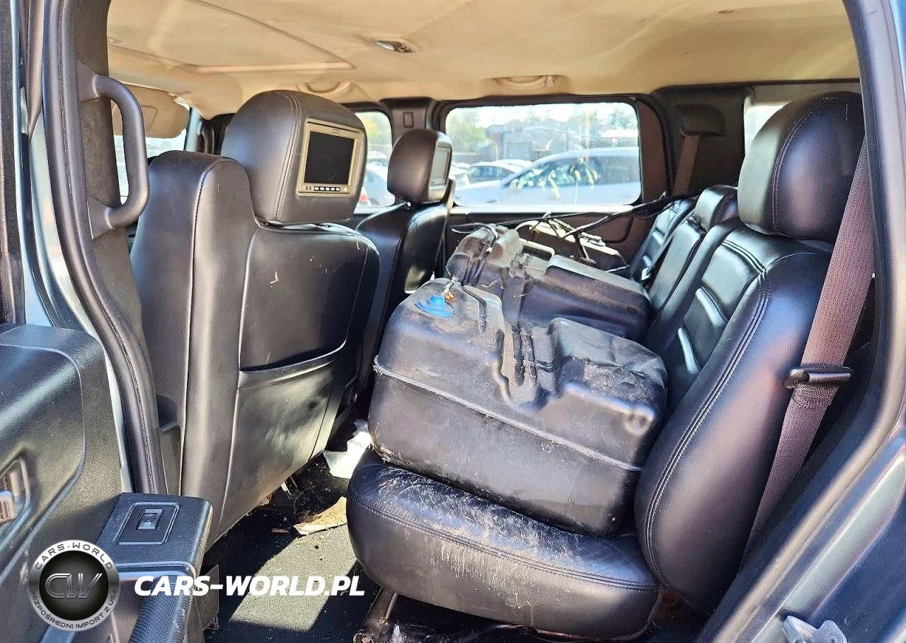 2007 Hummer H2 VIN:5GRGN23U77H110435 - 11