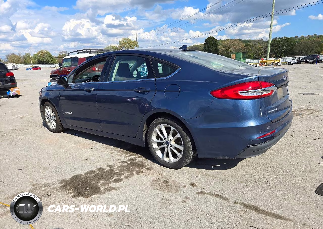 2019 Ford Fusion Se VIN:3FA6P0LU6KR104389 - 2