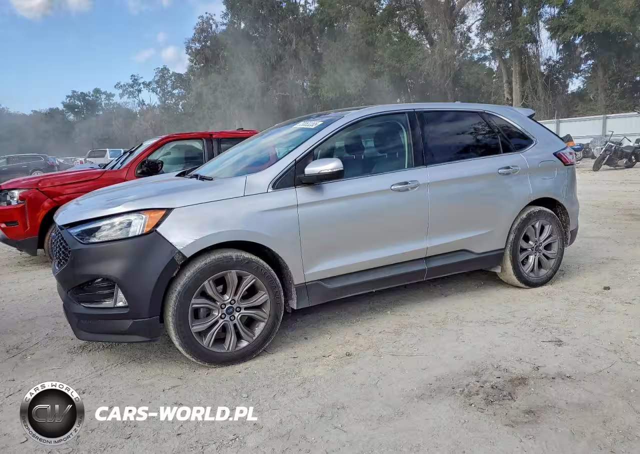 2019 Ford Edge Titanium