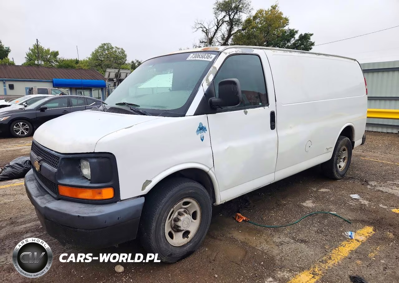 2008 Chevrolet Express G2500 VIN:1GCGG25C281131669 - 1