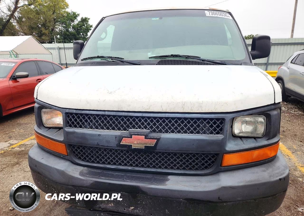 2008 Chevrolet Express G2500 VIN:1GCGG25C281131669 - 5