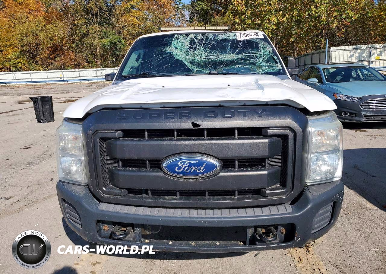 2011 Ford F250 Super Duty VIN:1FDBF2AT5BEC63520 - 5