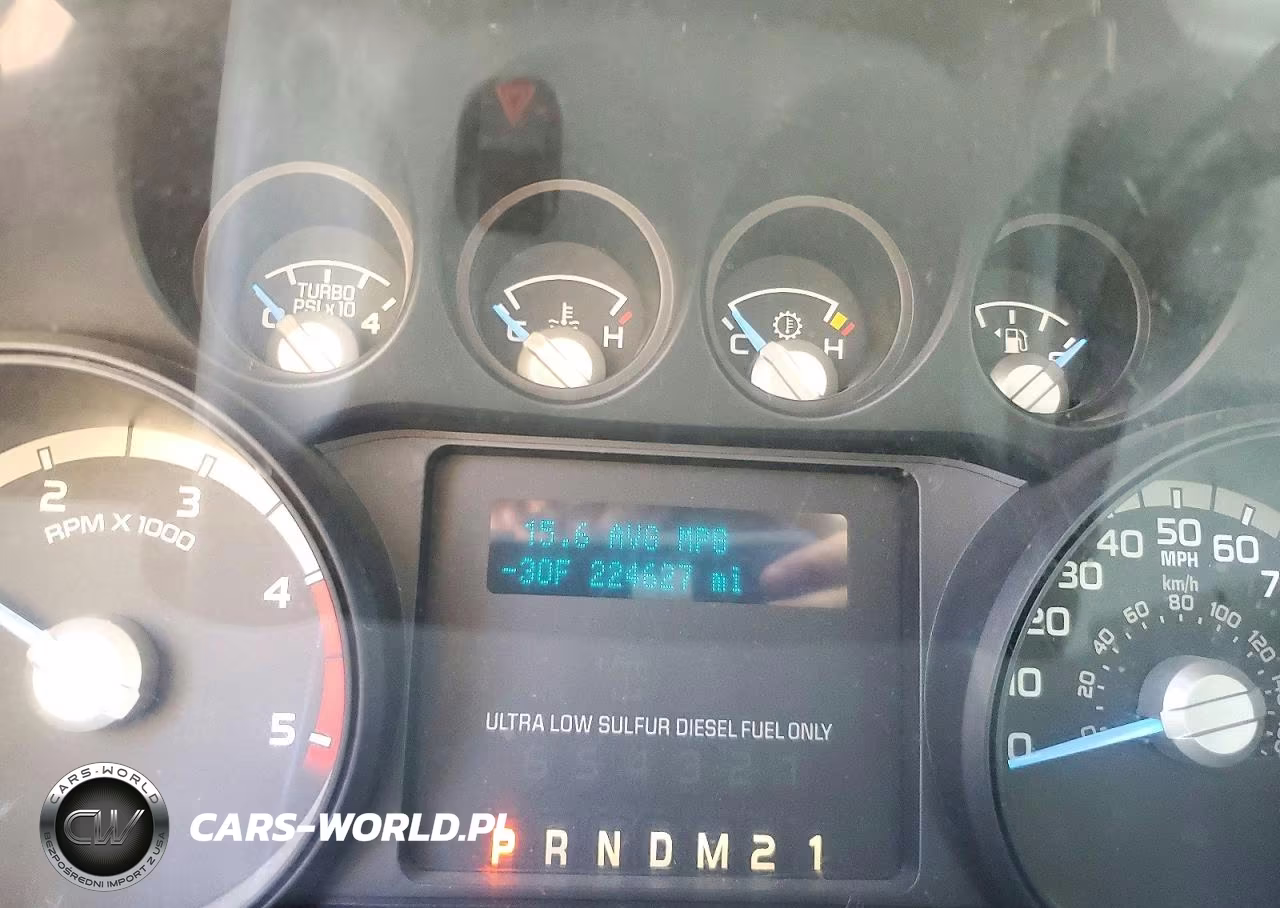 2011 Ford F250 Super Duty VIN:1FDBF2AT5BEC63520 - 9