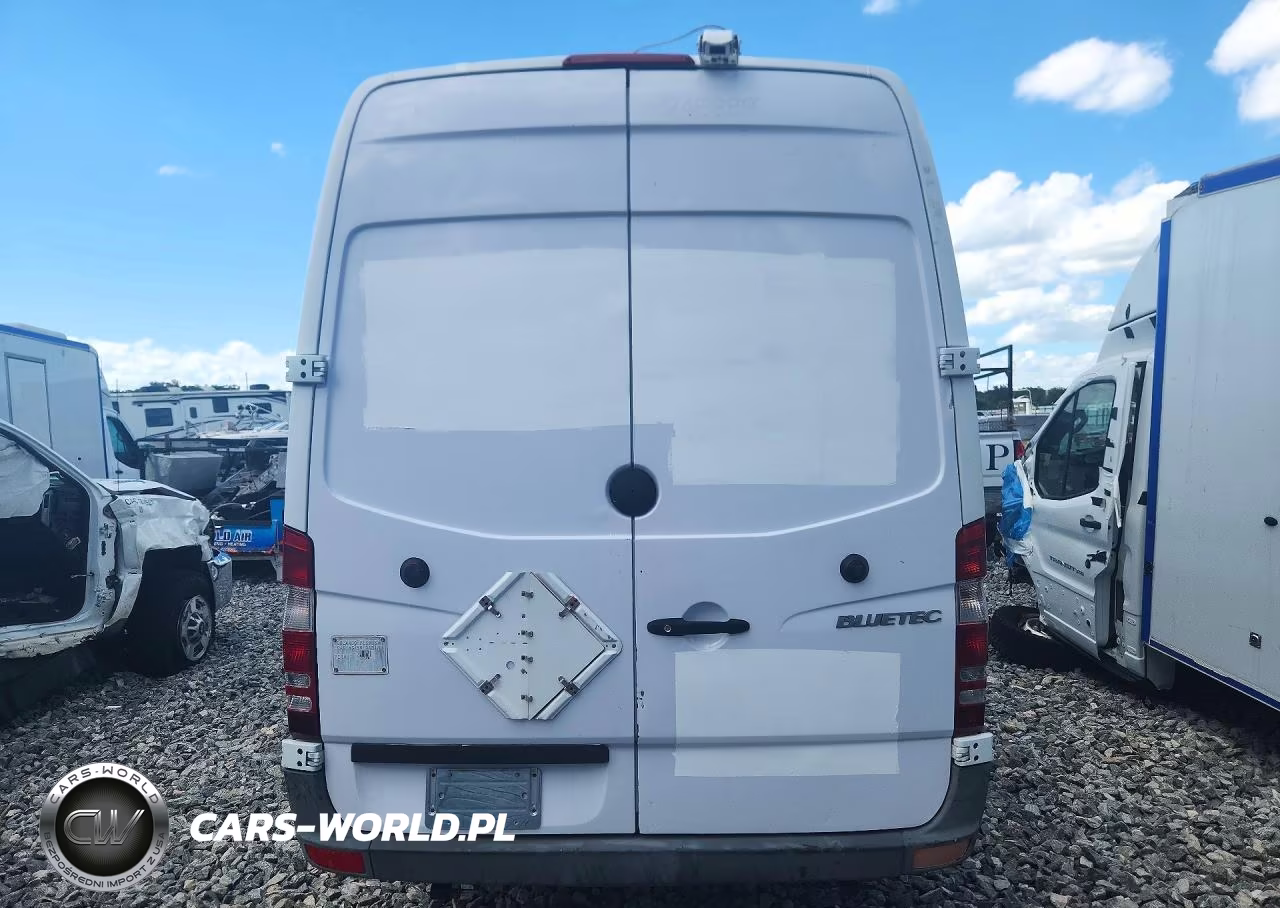 2012 Mercedes-Benz Sprinter 2500 Delivery Van VIN:WD3PE8CB0C5704129 - 6