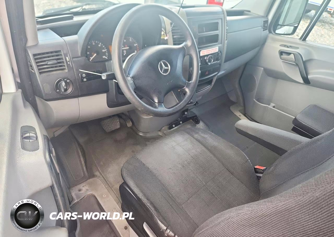 2012 Mercedes-Benz Sprinter 2500 Delivery Van VIN:WD3PE8CB0C5704129 - 8