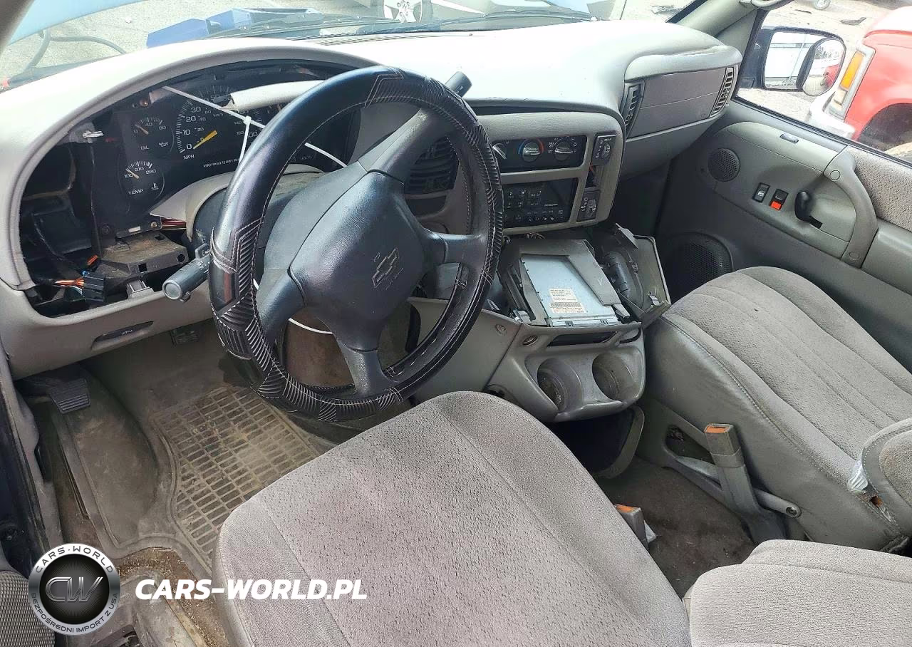 2000 Chevrolet Astro VIN:1GNDM19W5YB107233 - 8