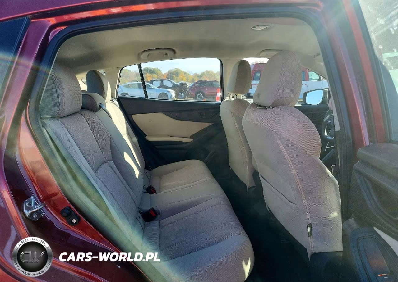 2018 Subaru Impreza Premium Plus VIN:4S3GTAD63J3752947 - 10