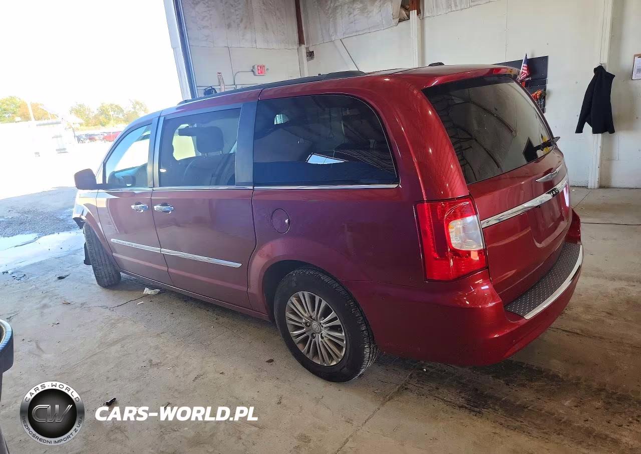 2015 Chrysler Town & Country Touring L VIN:2C4RC1CG2FR546164 - 2