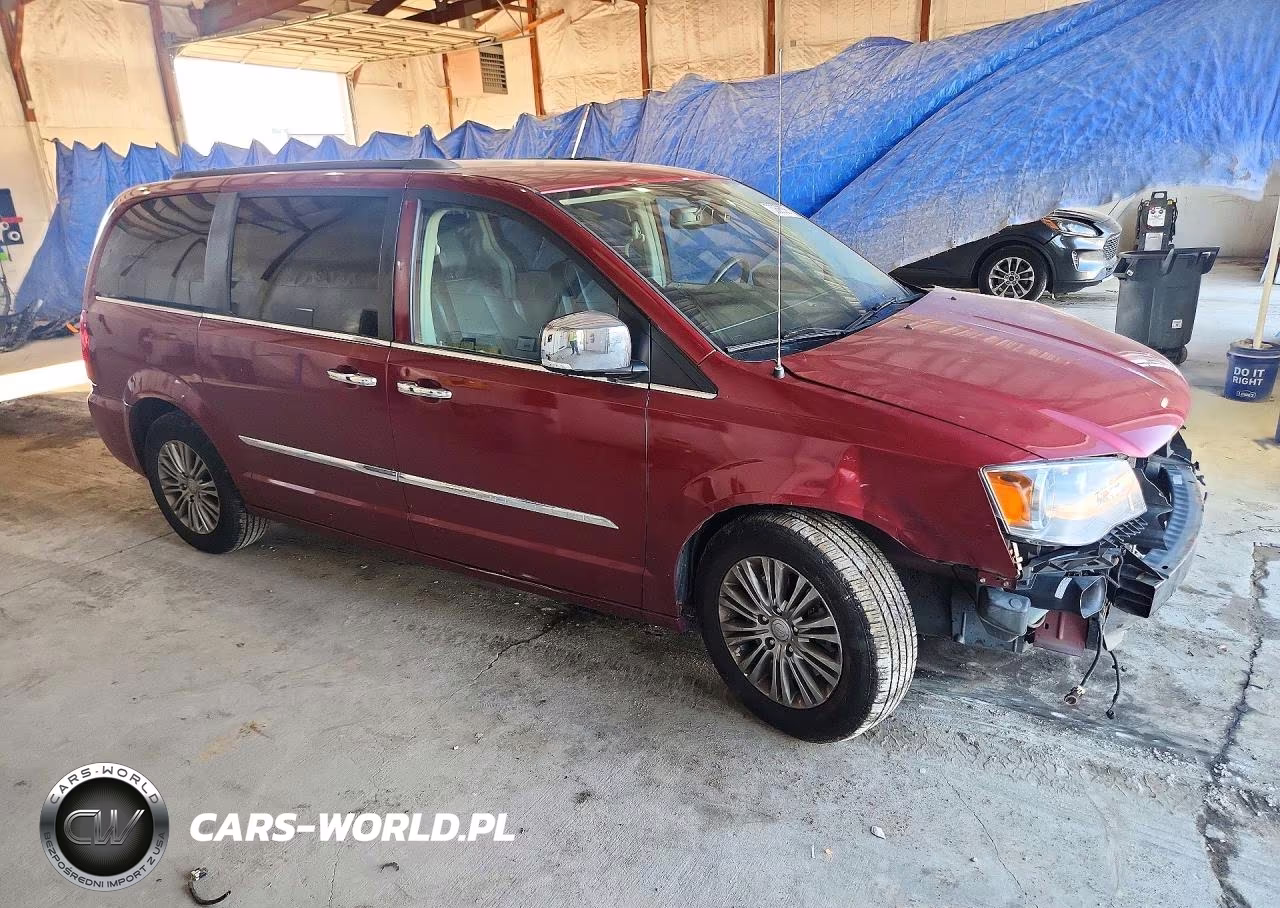 2015 Chrysler Town & Country Touring L VIN:2C4RC1CG2FR546164 - 4