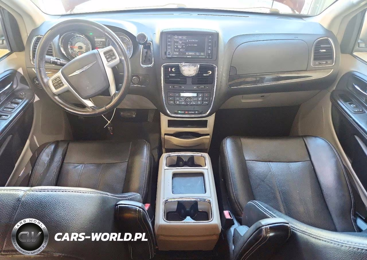 2015 Chrysler Town & Country Touring L VIN:2C4RC1CG2FR546164 - 8