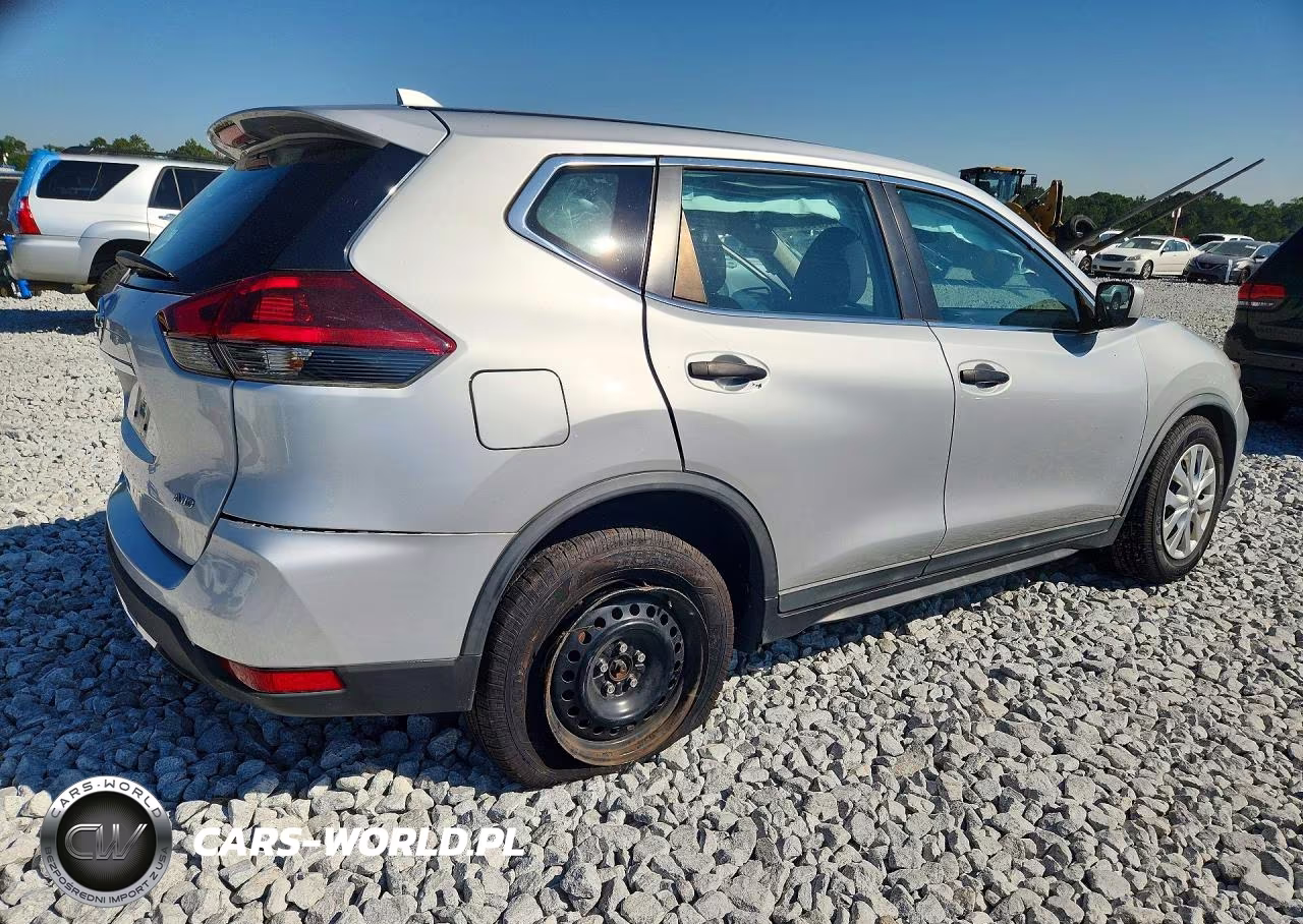 2020 Nissan Rogue S VIN:KNMAT2MV8LP539166 - 3