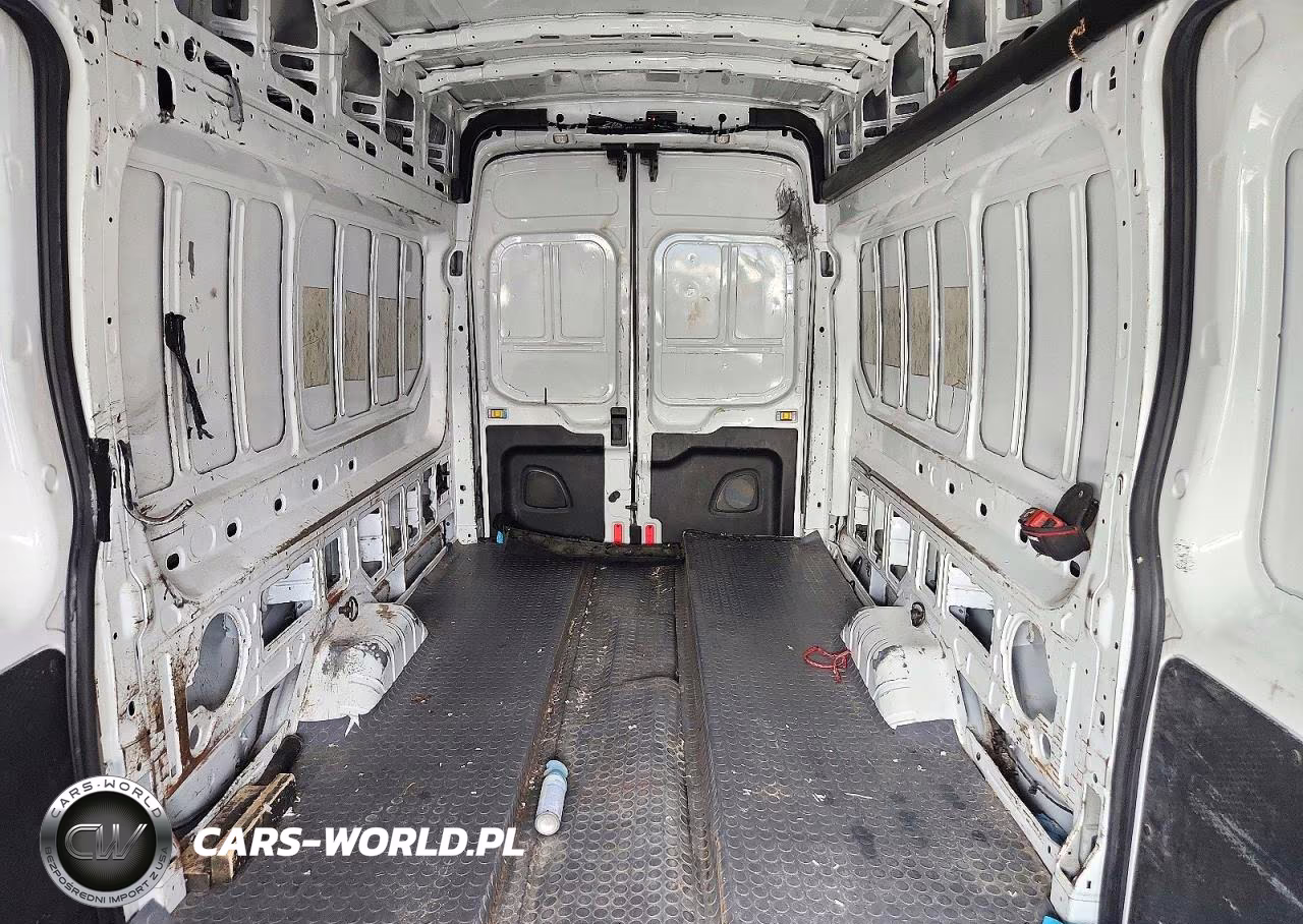 2019 Ford Transit T-350 VIN:1FTBW3UMXKKA84390 - 10