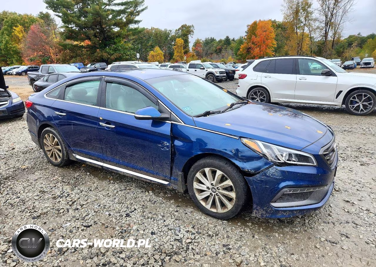 2015 Hyundai Sonata Sport VIN:5NPE34AF8FH083521 - 4