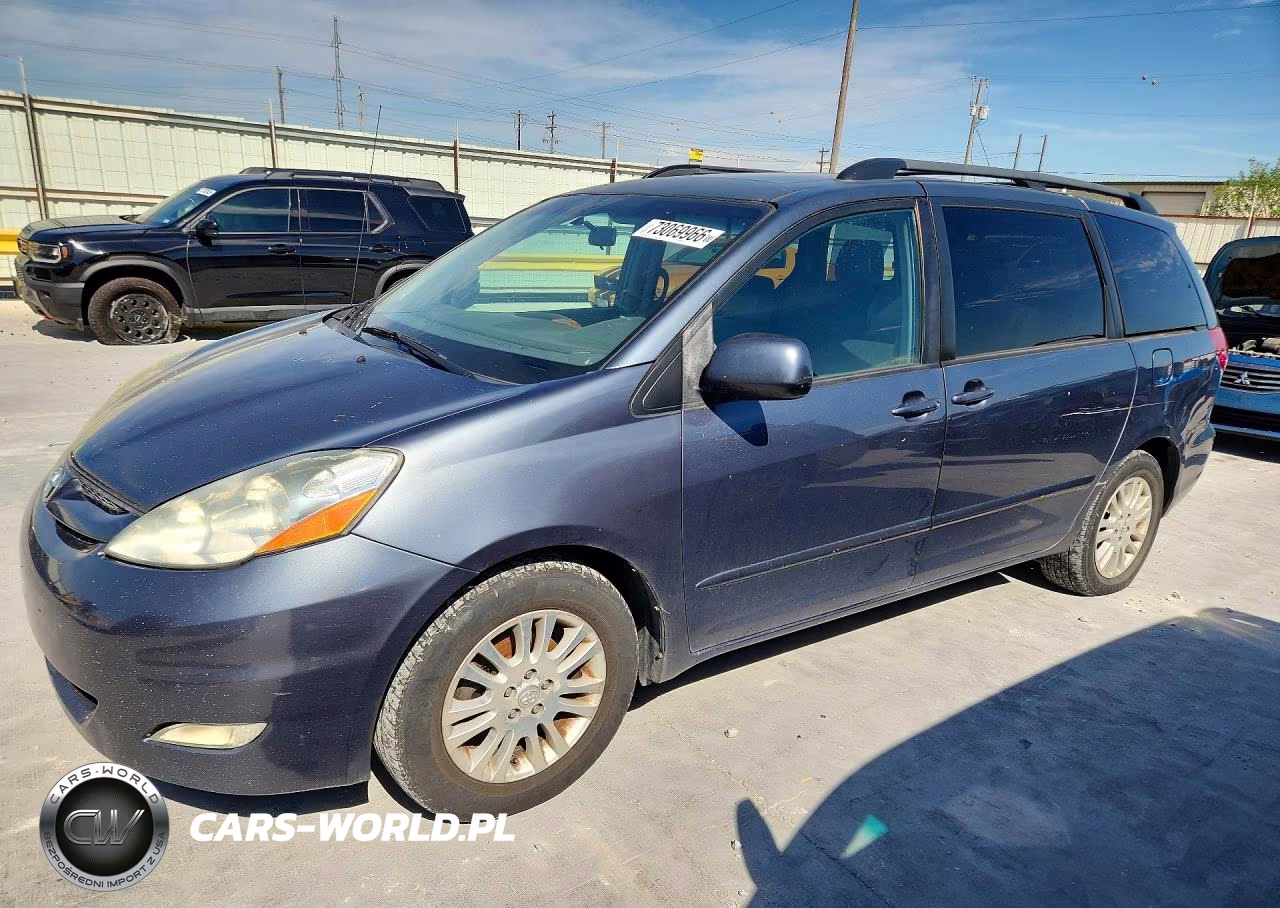 2010 Toyota Sienna Xle