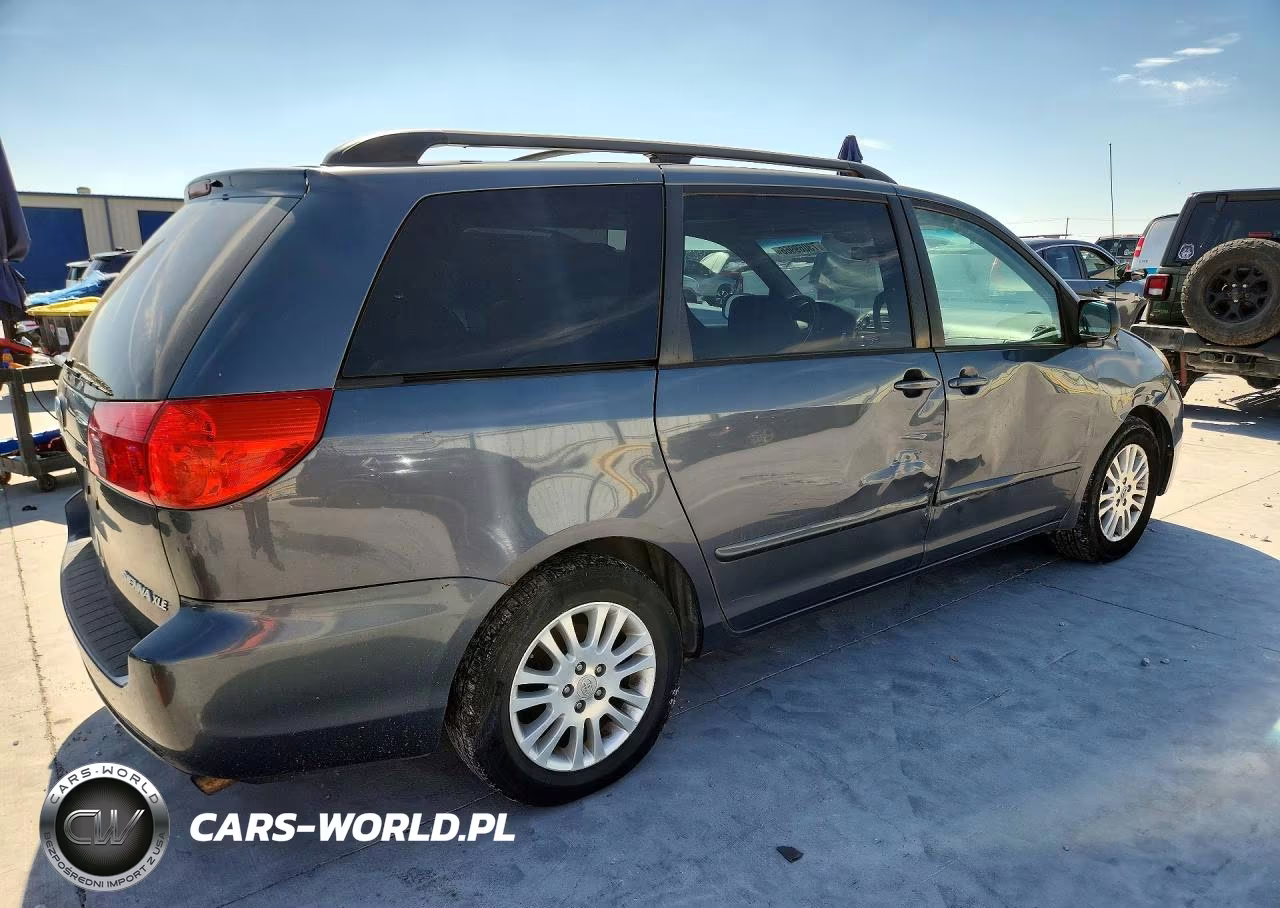 2010 Toyota Sienna Xle VIN:5TDYK4CC3AS307669 - 3