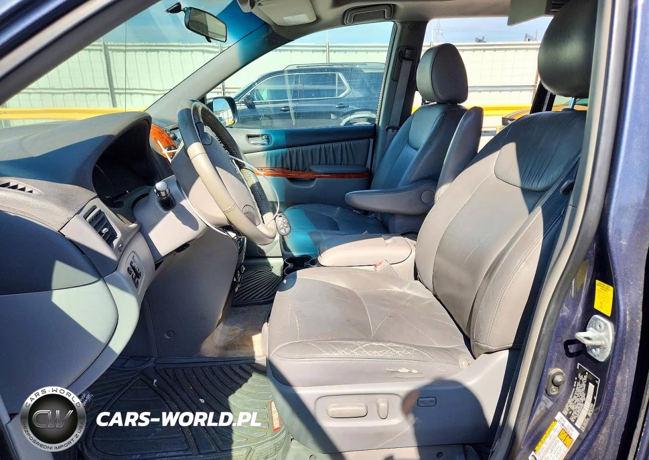 2010 Toyota Sienna Xle VIN:5TDYK4CC3AS307669 - 7