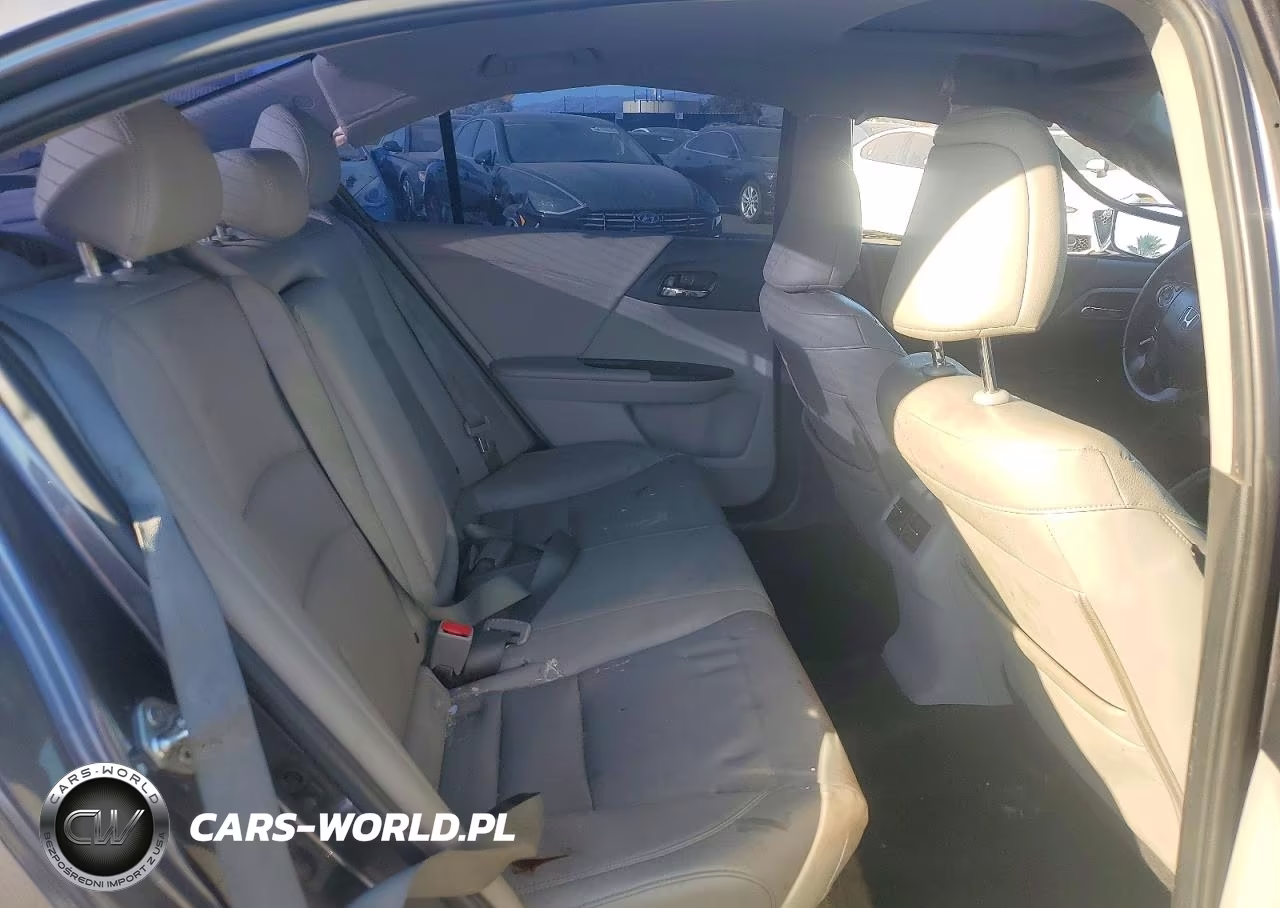 HONDA ACCORD VIN:1HGCR2F88FA084908 - 10