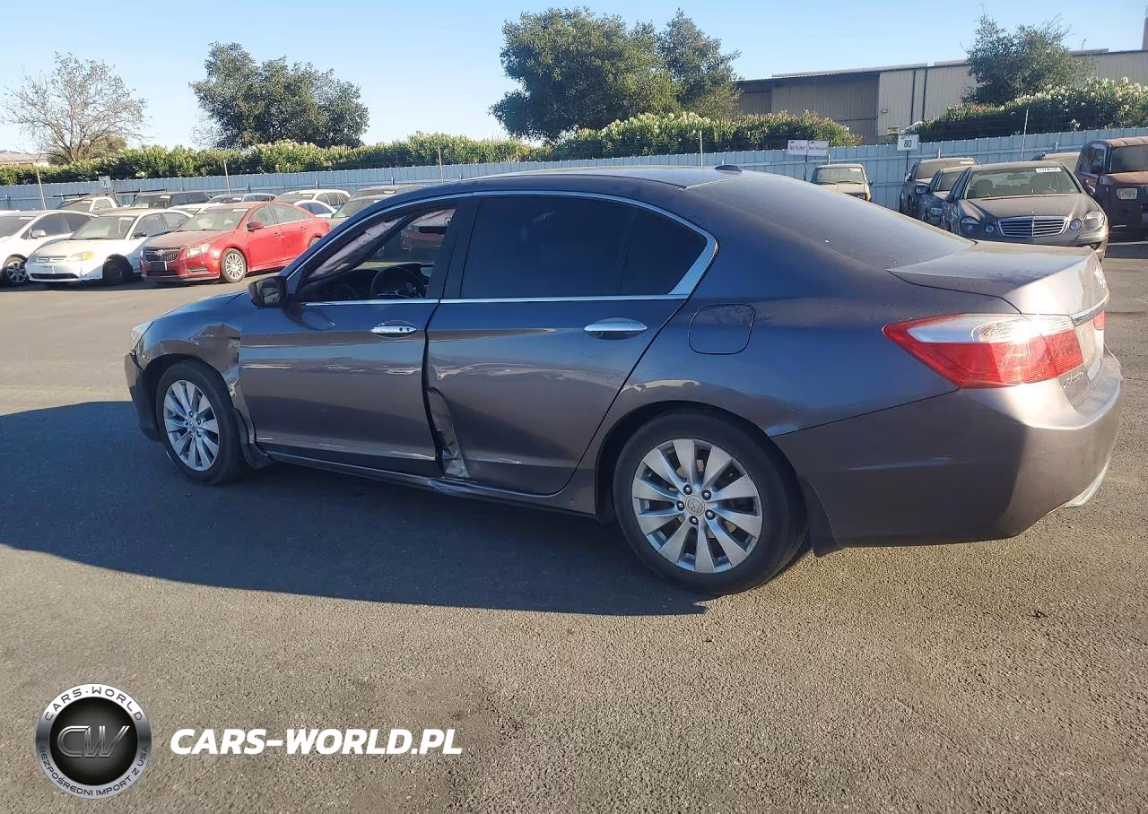 HONDA ACCORD VIN:1HGCR2F88FA084908 - 2