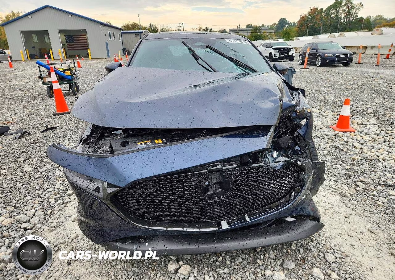 2026 Mazda 3 Preferred VIN:JM1BPALL7T1868656 - 5