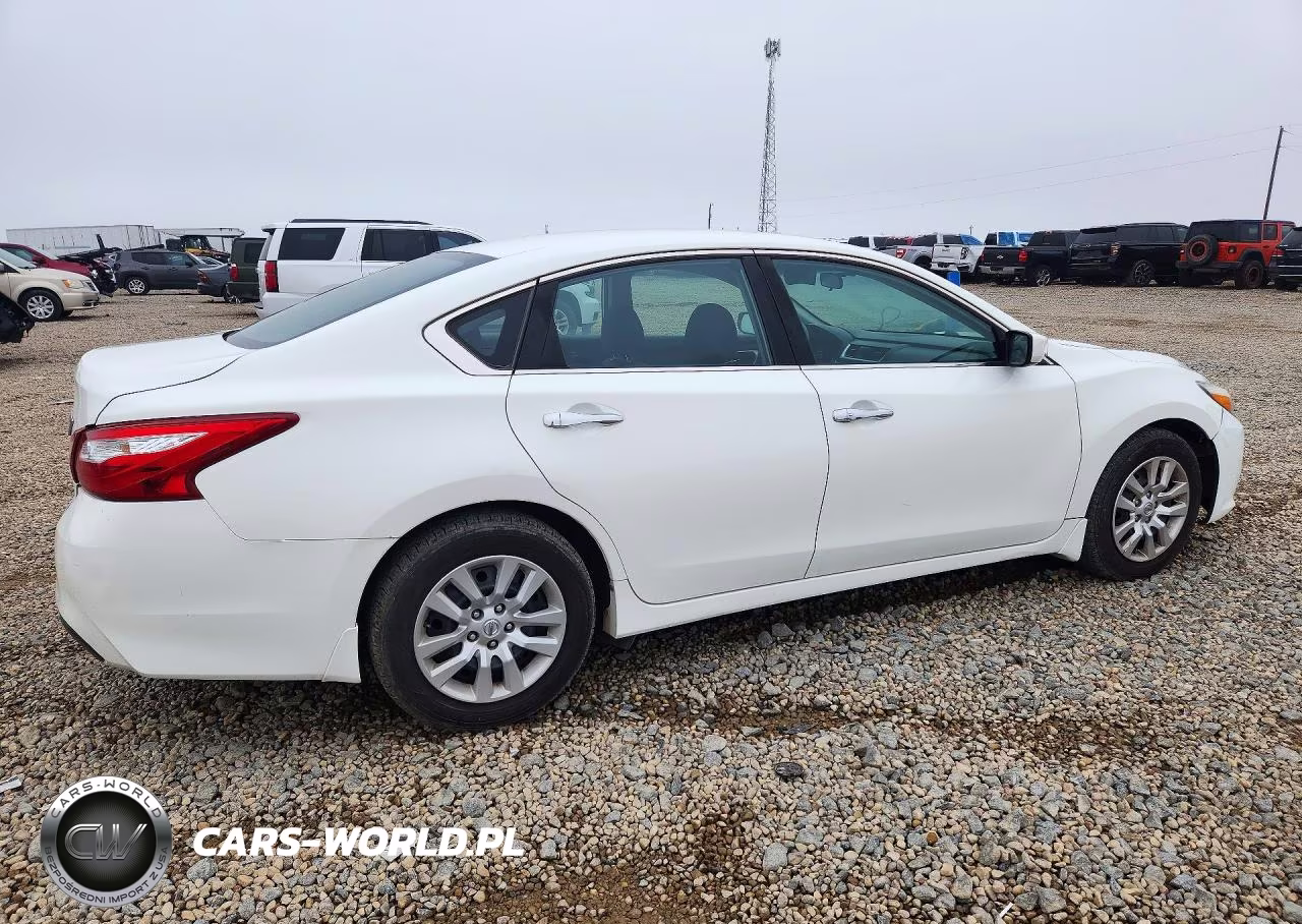 2017 Nissan Altima 2.5 S VIN:1N4AL3AP1HN320604 - 3
