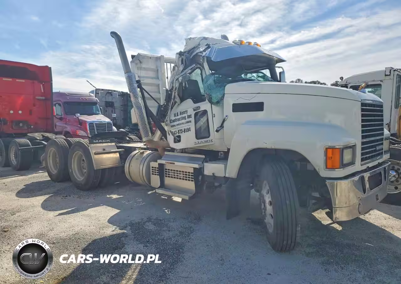 2018 Mack 600 Chu600