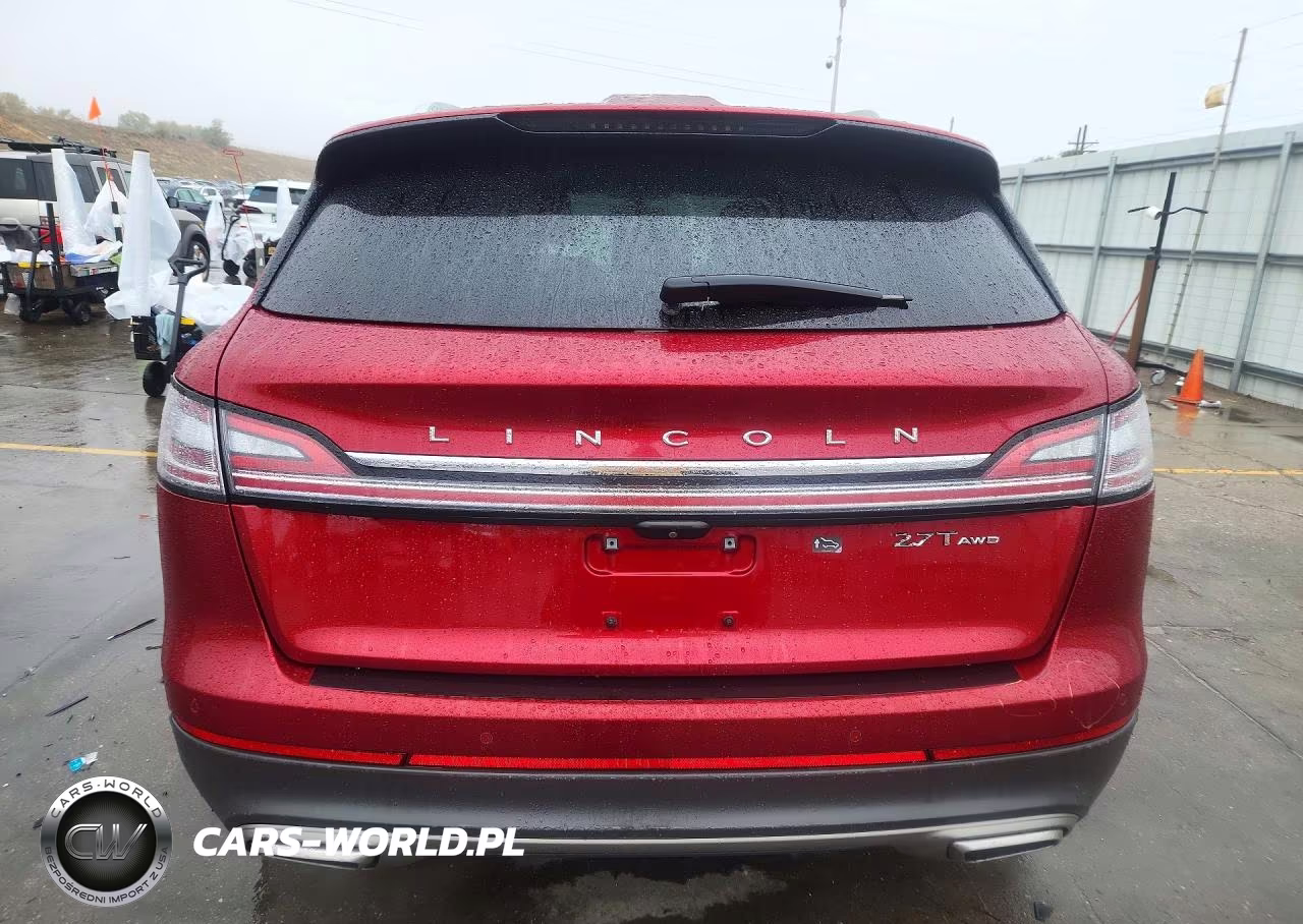 2019 Lincoln Nautilus Reserve VIN:2LMPJ8LP4KBL31183 - 6