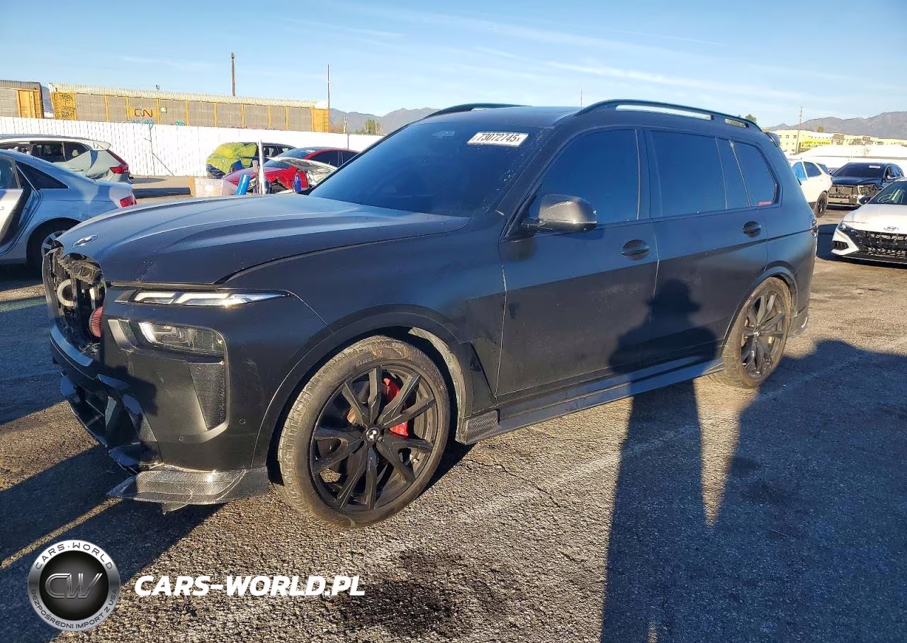 2025 BMW X7 M60I