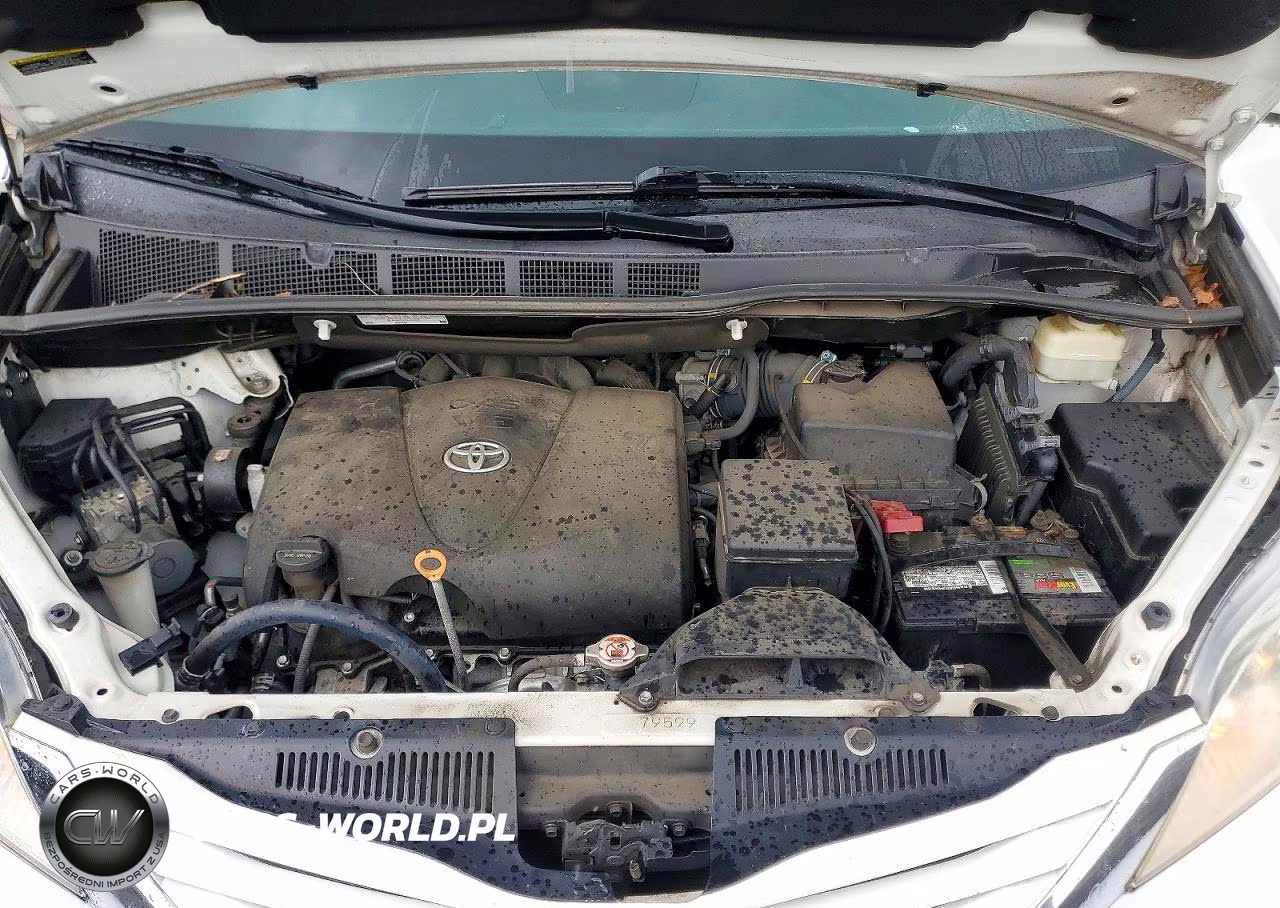 2017 Toyota Sienna Le VIN:5TDKZ3DC2HS870412 - 12