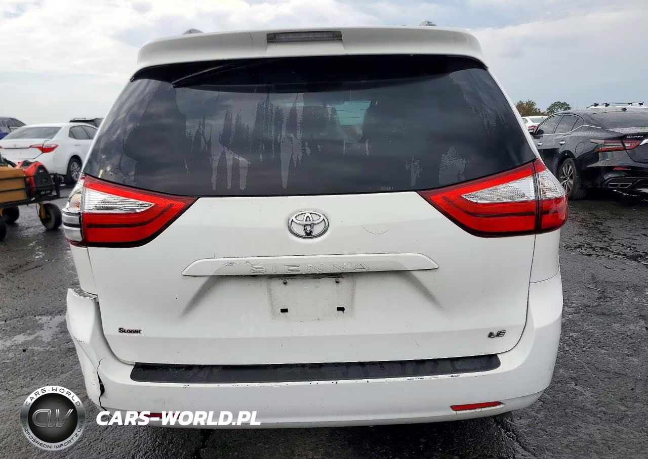 2017 Toyota Sienna Le VIN:5TDKZ3DC2HS870412 - 6