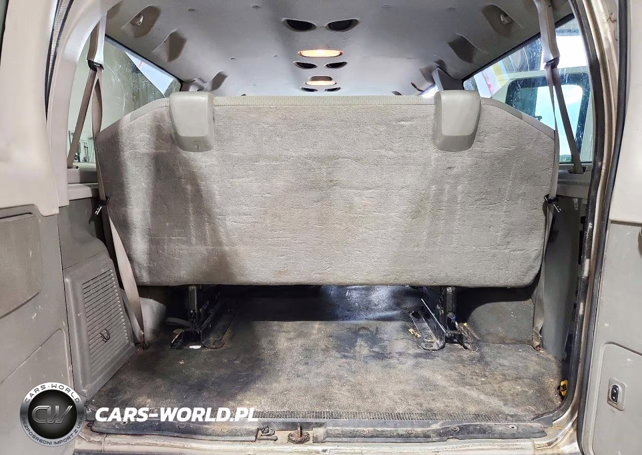 2011 Ford Econoline E350 Super Duty Wagon VIN:1FDNE3BL6BDA52465 - 10