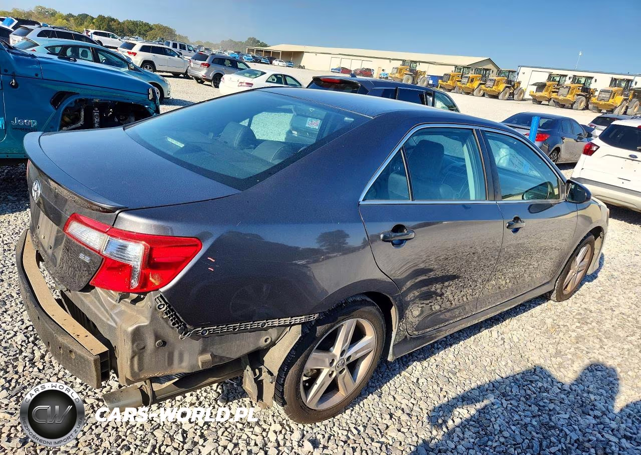 2014 Toyota Camry Se VIN:4T1BF1FK1EU331915 - 3
