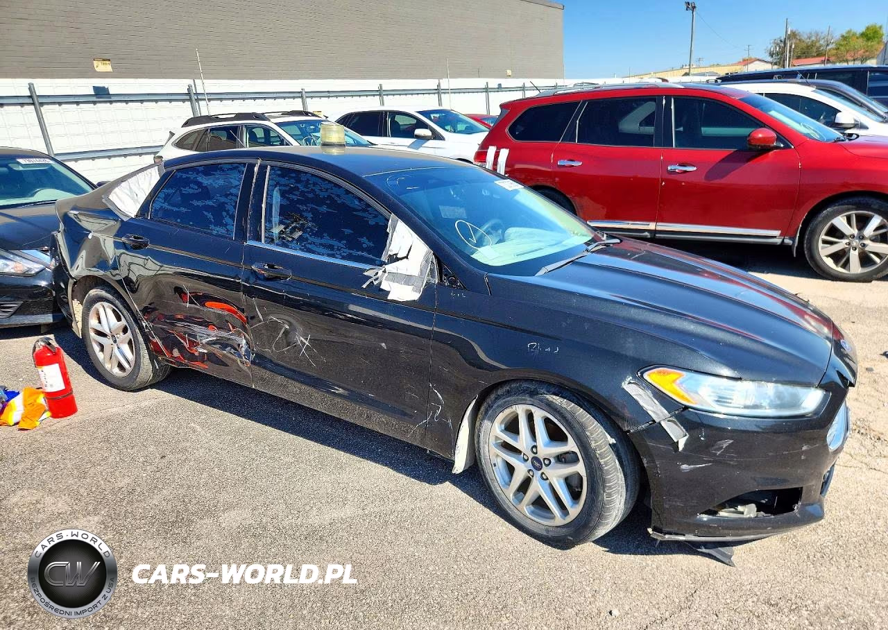 2015 Ford Fusion Se VIN:1FA6P0H78F5112442 - 4