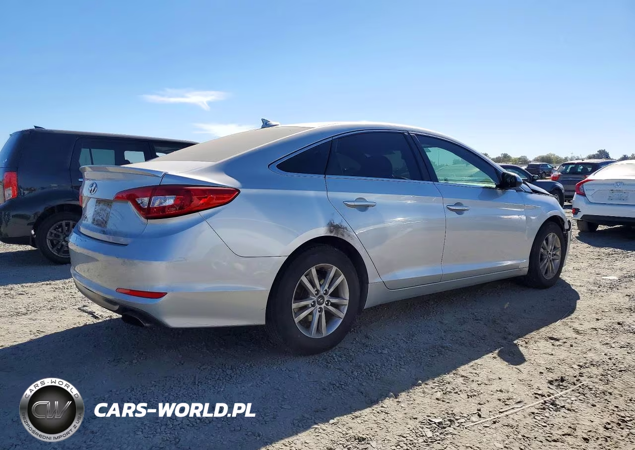 2015 Hyundai Sonata Se VIN:5NPE24AF1FH071150 - 3