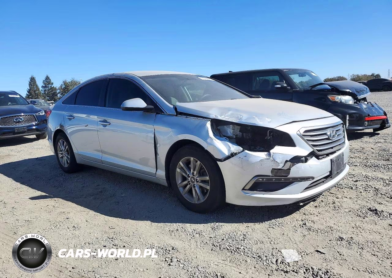 2015 Hyundai Sonata Se VIN:5NPE24AF1FH071150 - 4