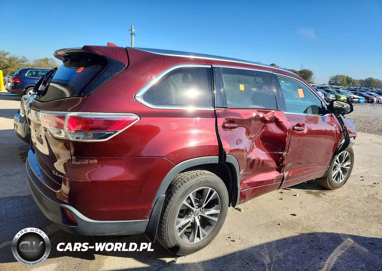 2016 Toyota Highlander Xle VIN:5TDJKRFH3GS298633 - 3