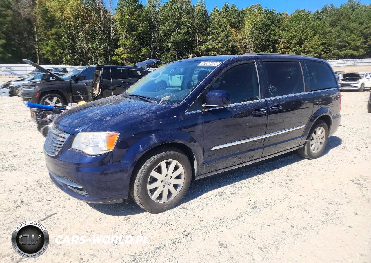 2015 Chrysler Town & Country Touring VIN:2C4RC1BG9FR727229 - 1