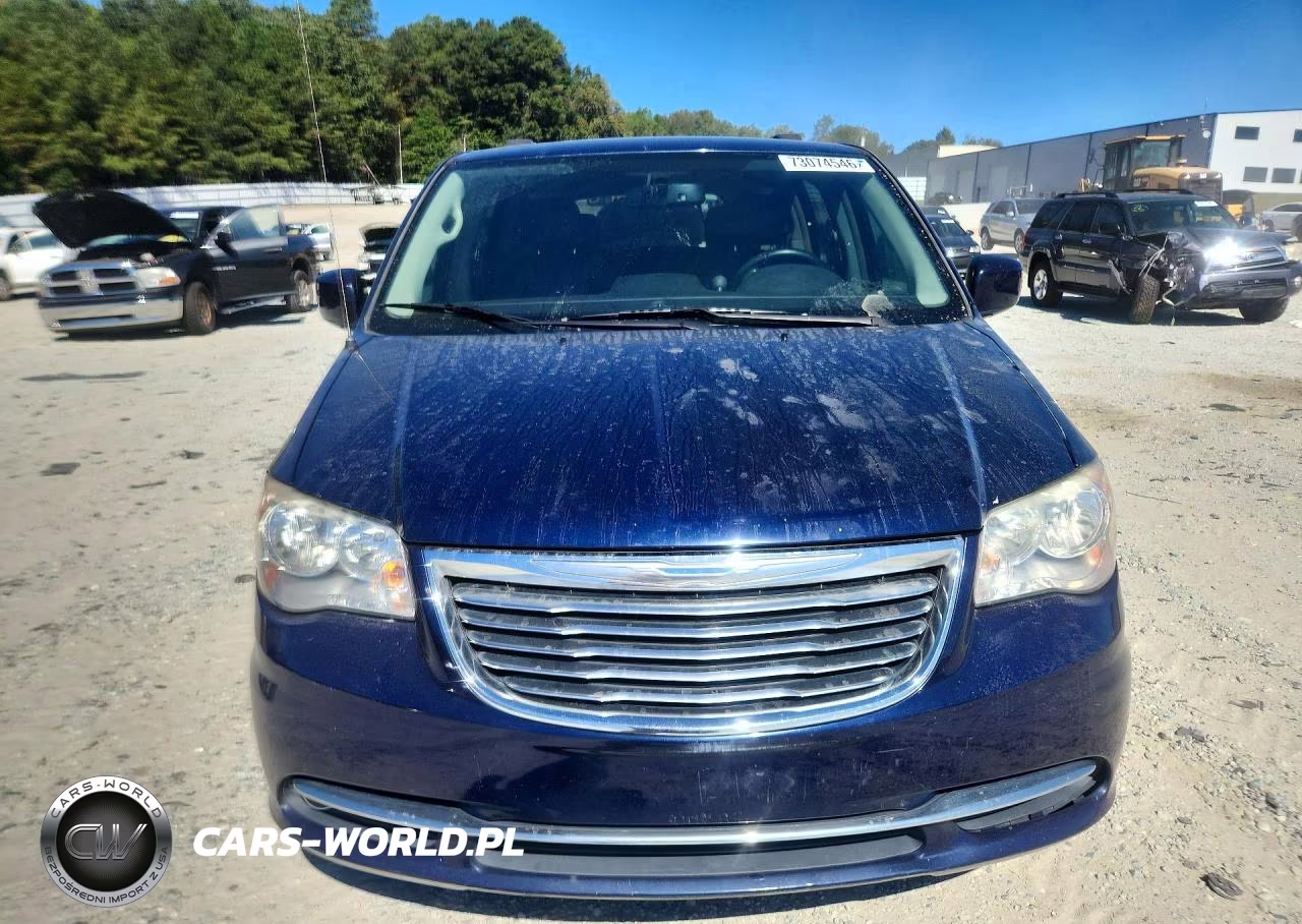 2015 Chrysler Town & Country Touring VIN:2C4RC1BG9FR727229 - 5
