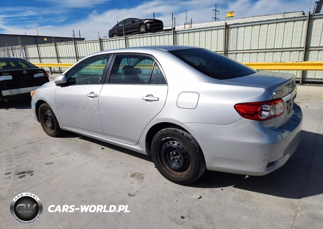 2013 Toyota Corolla Le VIN:5YFBU4EE3DP206773 - 2